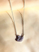 Load image into Gallery viewer, Swan Necklace
