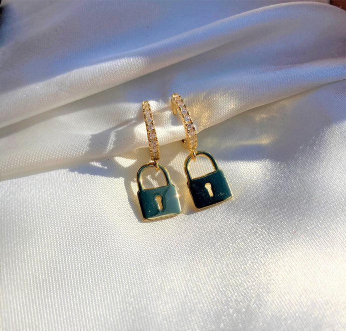 Lock Diamond Necklace