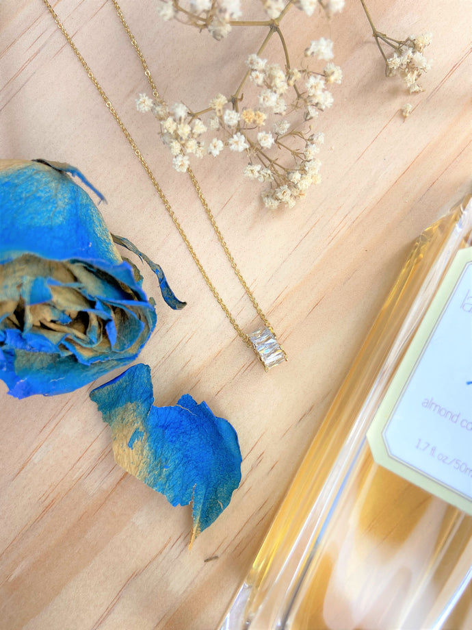 Round Crystal necklace